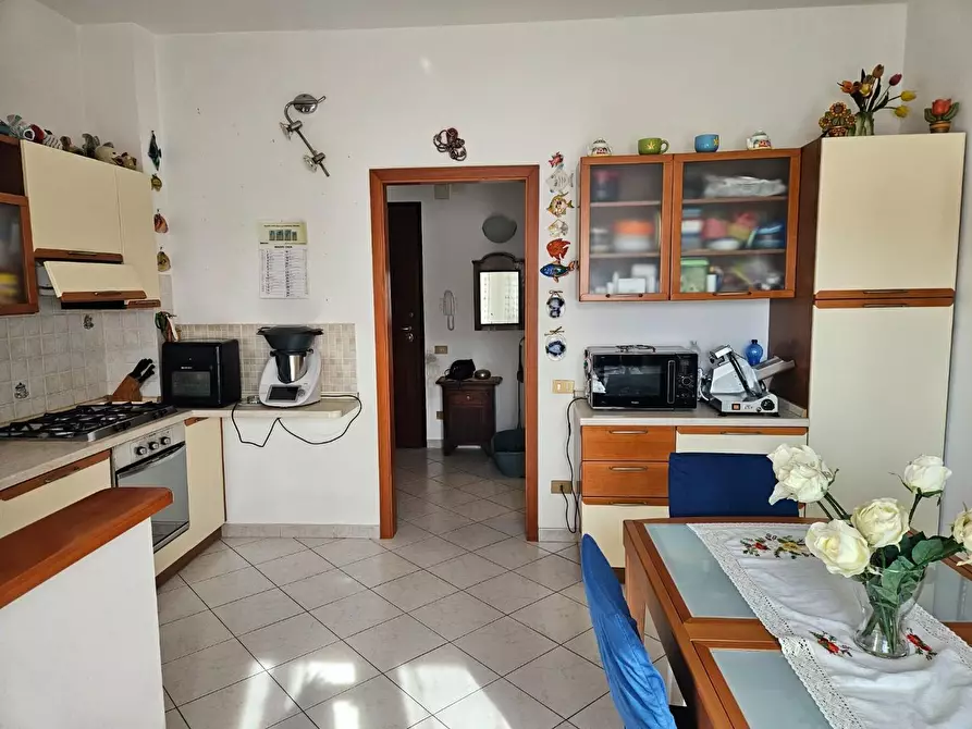 Immagine 1 di Appartamento in vendita  a Livorno