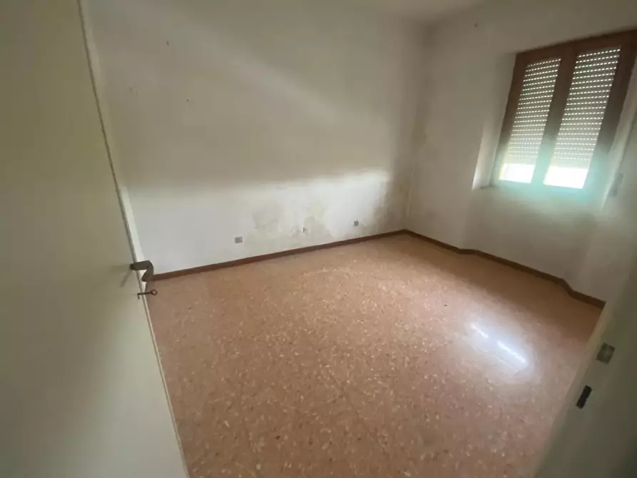 Immagine 10 di Appartamento in vendita  a Pisa