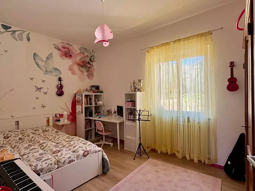 Immagine 5 di Appartamento in vendita  a Lucca