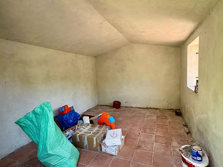 Immagine 18 di Appartamento in vendita  a Lucca