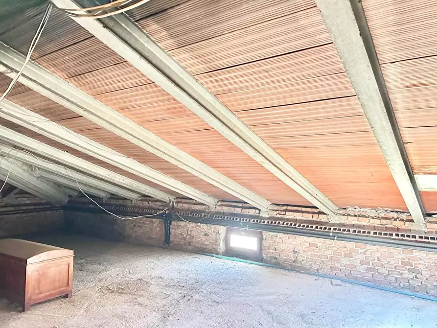 Immagine 26 di Villa in vendita  a Vinci