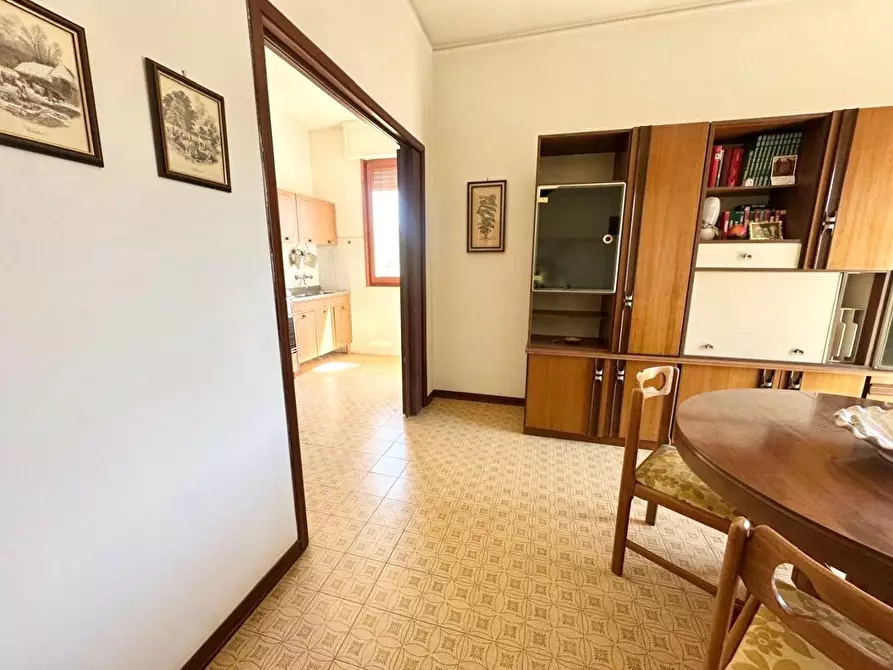 Immagine 21 di Villa in vendita  a Vinci
