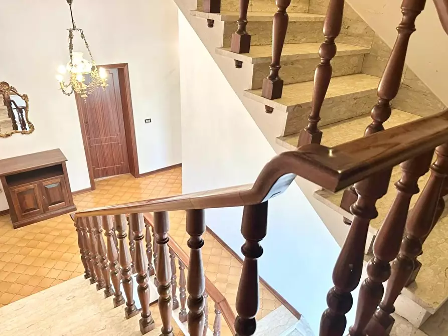 Immagine 25 di Villa in vendita  a Vinci