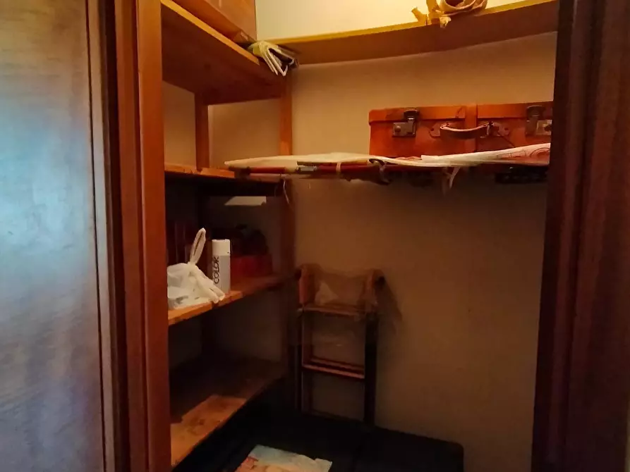 Immagine 10 di Appartamento in vendita  a Pisa