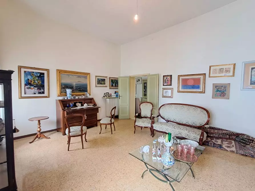 Immagine 4 di Casa bifamiliare in vendita  a Pontedera