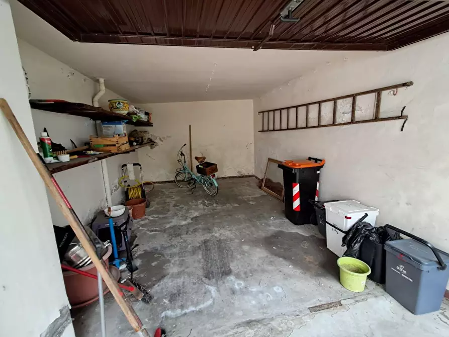 Immagine 27 di Casa bifamiliare in vendita  a Pontedera