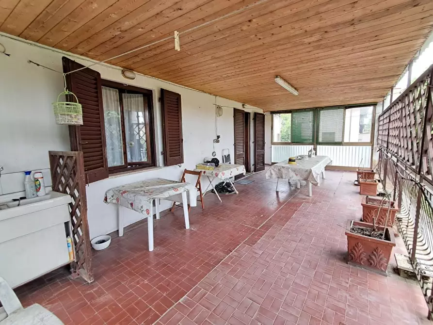 Immagine 12 di Casa bifamiliare in vendita  a Pontedera