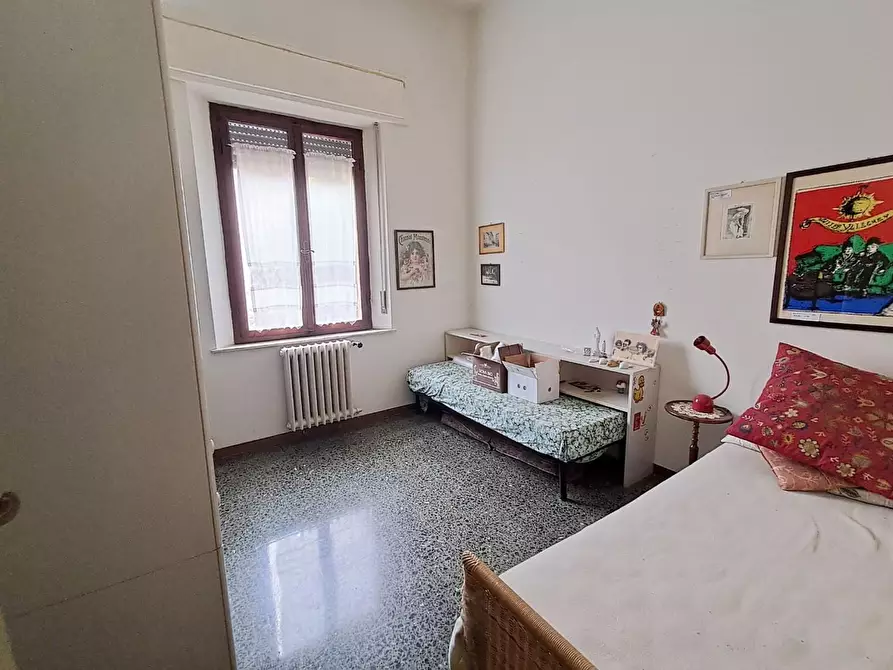 Immagine 19 di Casa bifamiliare in vendita  a Pontedera