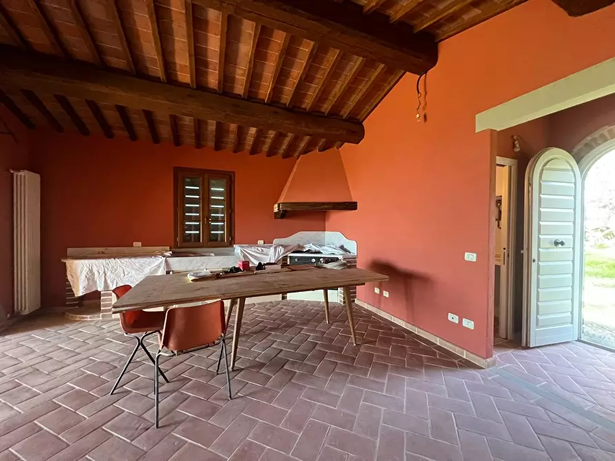 Immagine 17 di Deposito in vendita  a Vinci