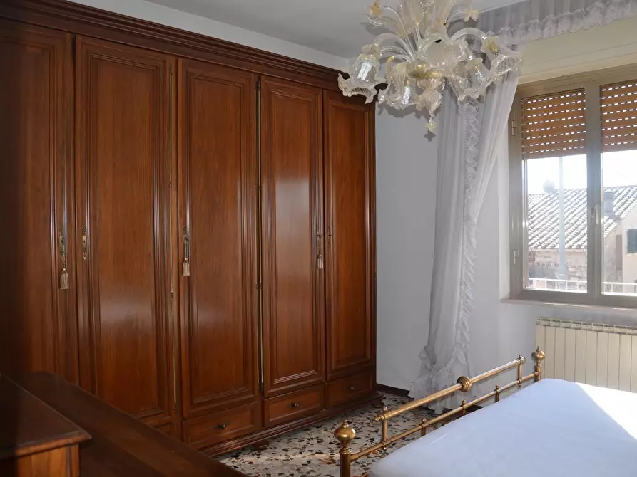 Immagine 5 di Casa bifamiliare in vendita  a Vecchiano