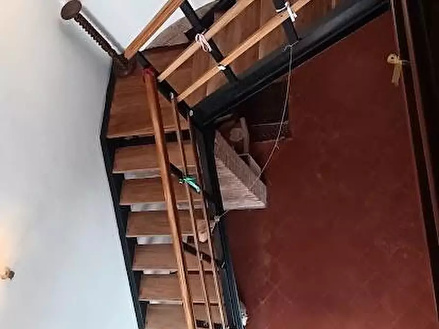 Immagine 9 di Casa colonica in vendita  a San Giuliano Terme