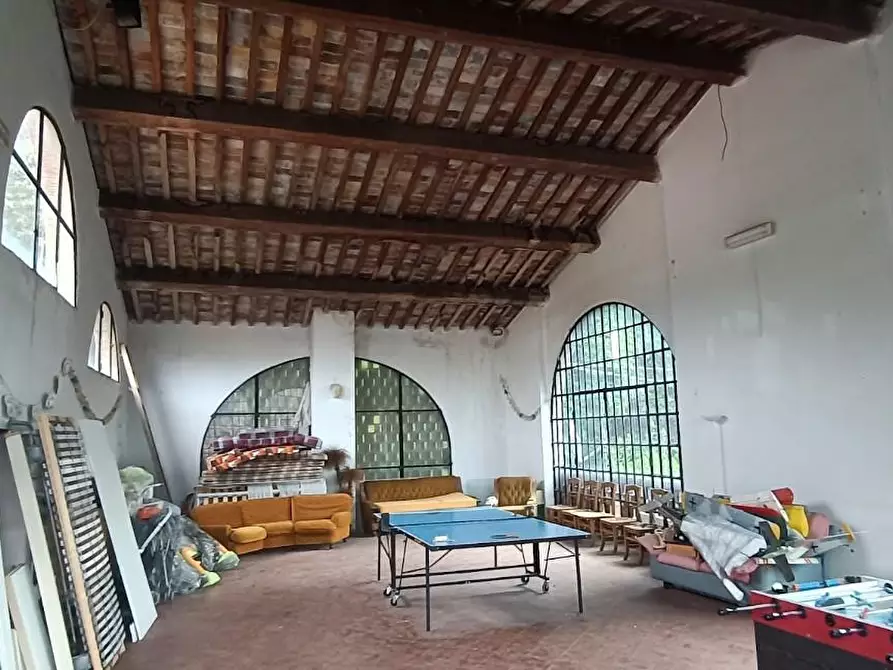 Immagine 13 di Casa colonica in vendita  a San Giuliano Terme