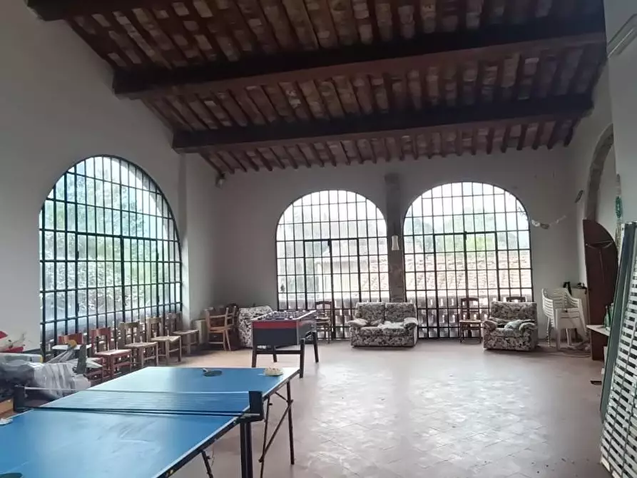 Immagine 15 di Casa colonica in vendita  a San Giuliano Terme