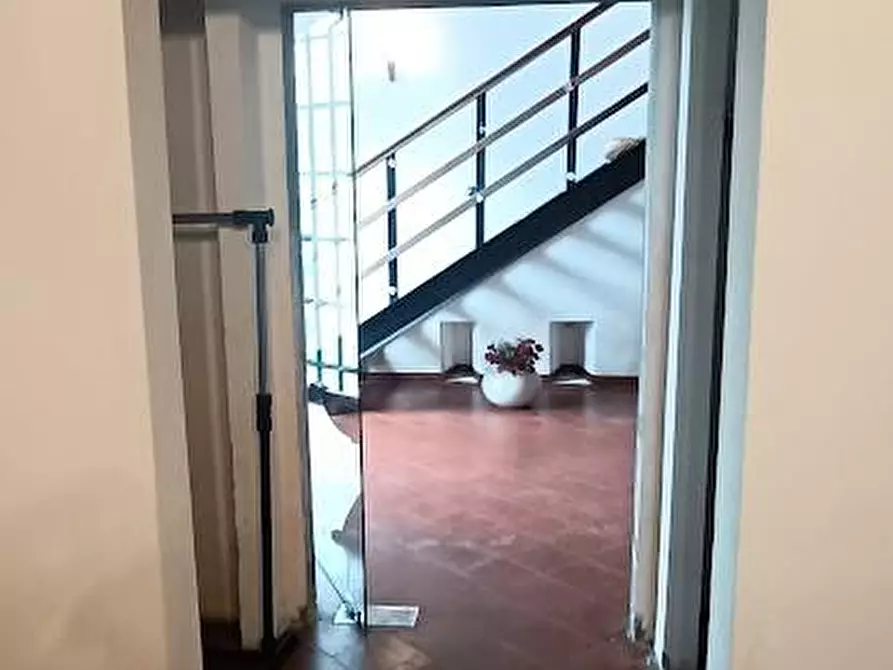 Immagine 7 di Casa colonica in vendita  a San Giuliano Terme