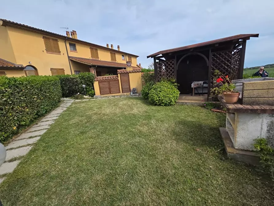 Immagine 6 di Villetta a schiera in vendita  a Cecina