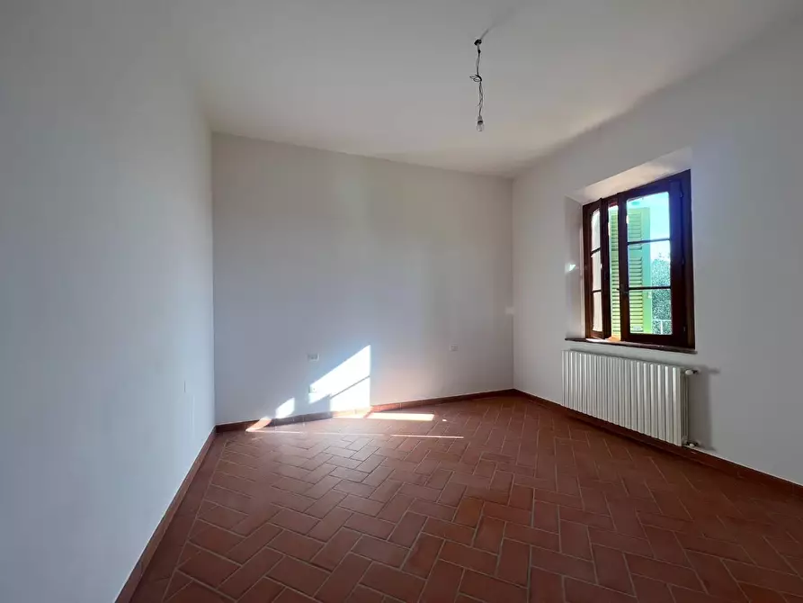 Immagine 17 di Casa colonica in vendita  a Vinci