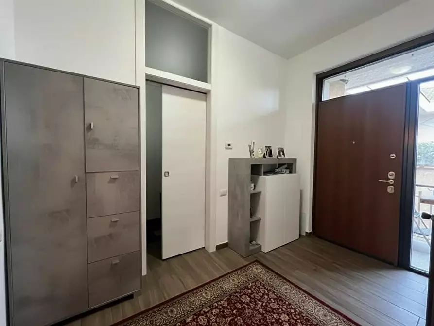 Immagine 8 di Villa in vendita  a Cairate