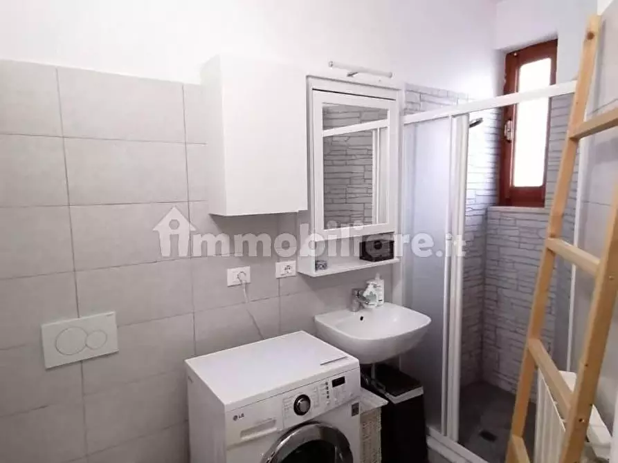 Immagine 14 di Casa semindipendente in vendita  a Ortonovo