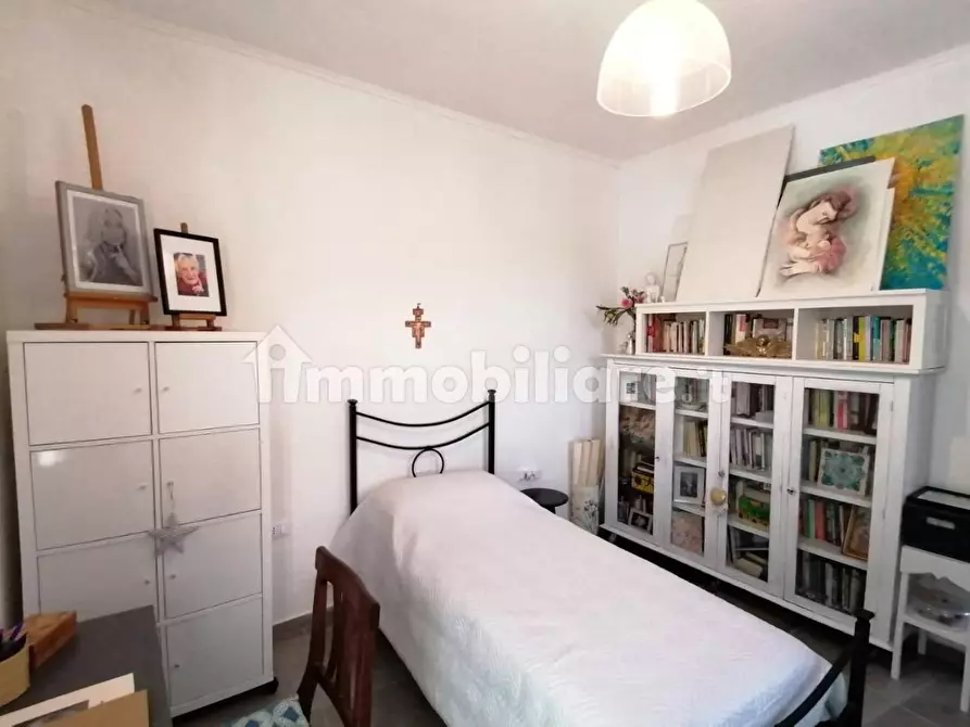 Immagine 17 di Casa semindipendente in vendita  a Ortonovo