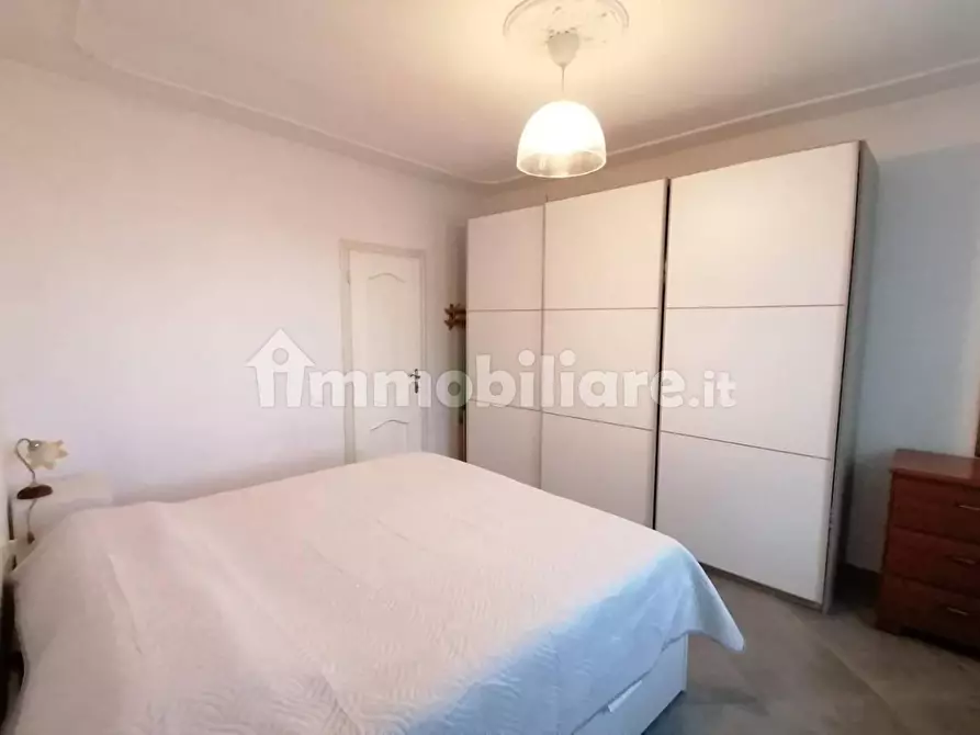 Immagine 5 di Casa semindipendente in vendita  a Ortonovo