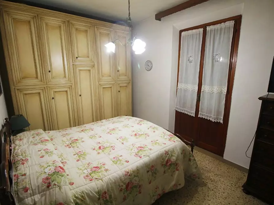 Immagine 13 di Casa colonica in vendita  a Vinci