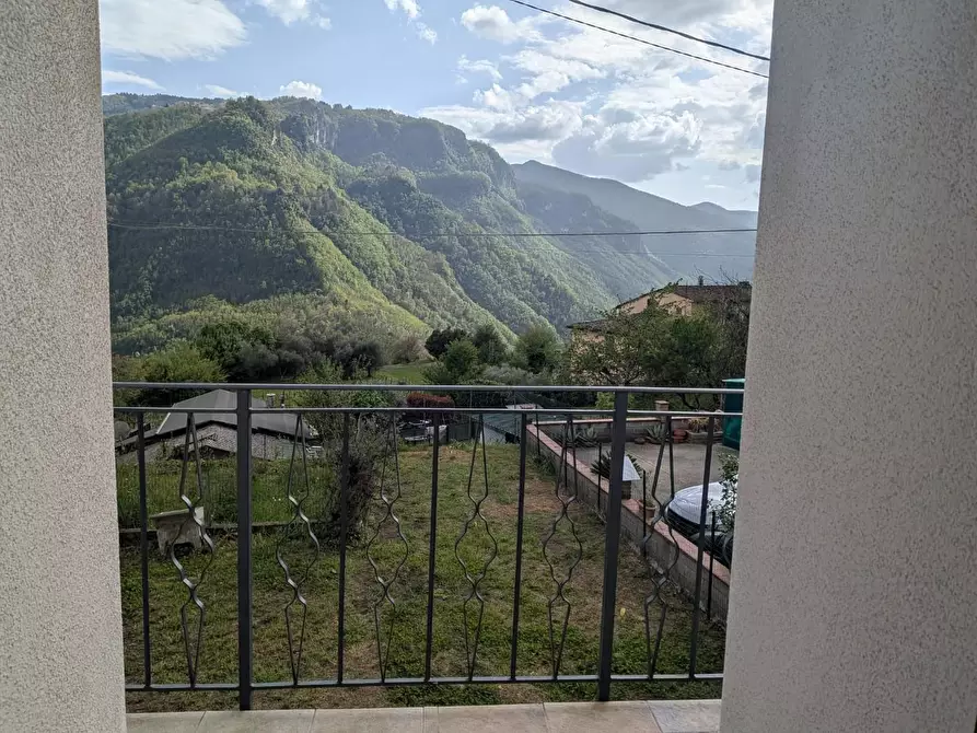 Immagine 24 di Terratetto in vendita  a Gallicano