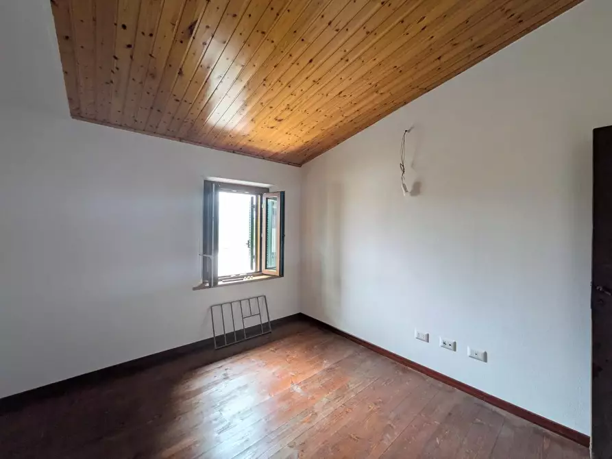 Immagine 15 di Terratetto in vendita  a Gallicano