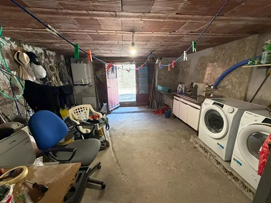 Immagine 17 di Porzione di casa in vendita  a Castelnuovo Magra