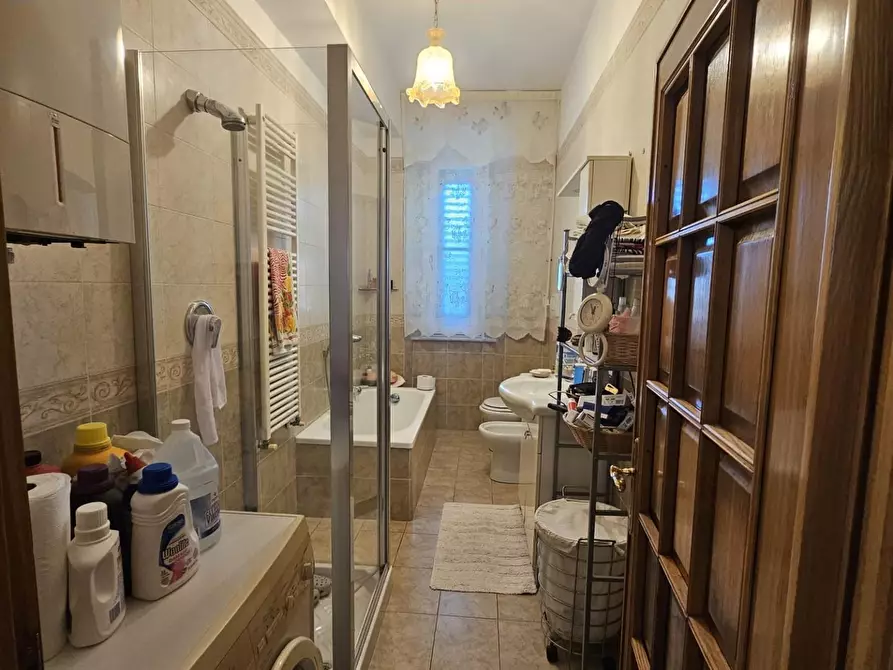 Immagine 18 di Casa semindipendente in vendita  a Livorno