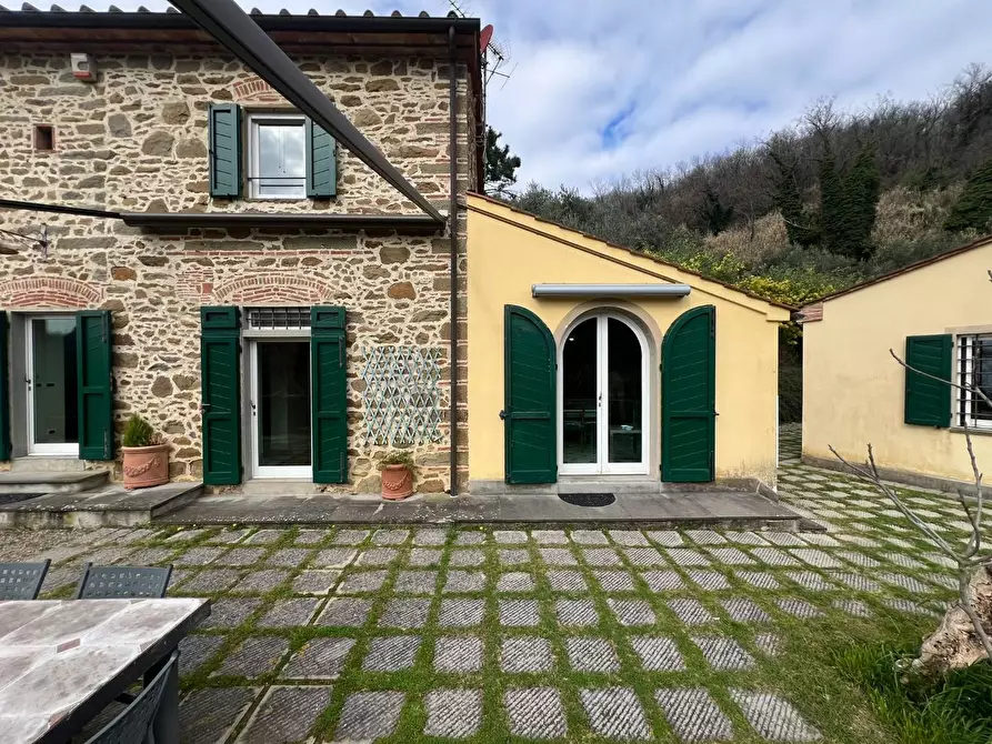 Immagine 8 di Casa colonica in vendita  a Vinci