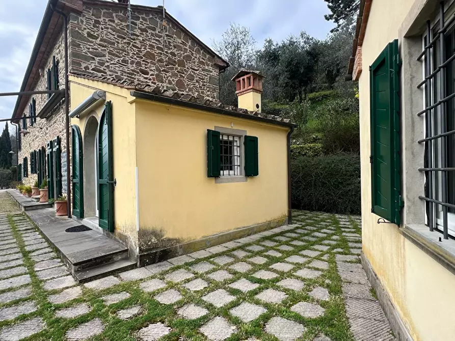 Immagine 9 di Casa colonica in vendita  a Vinci