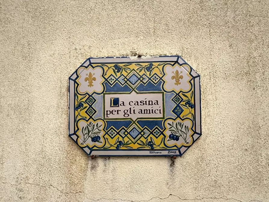 Immagine 5 di Casa colonica in vendita  a Vinci