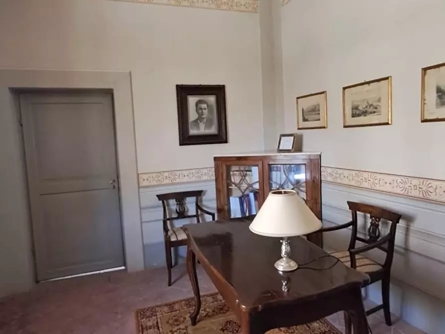Immagine 33 di Villa in affitto  a Cascina