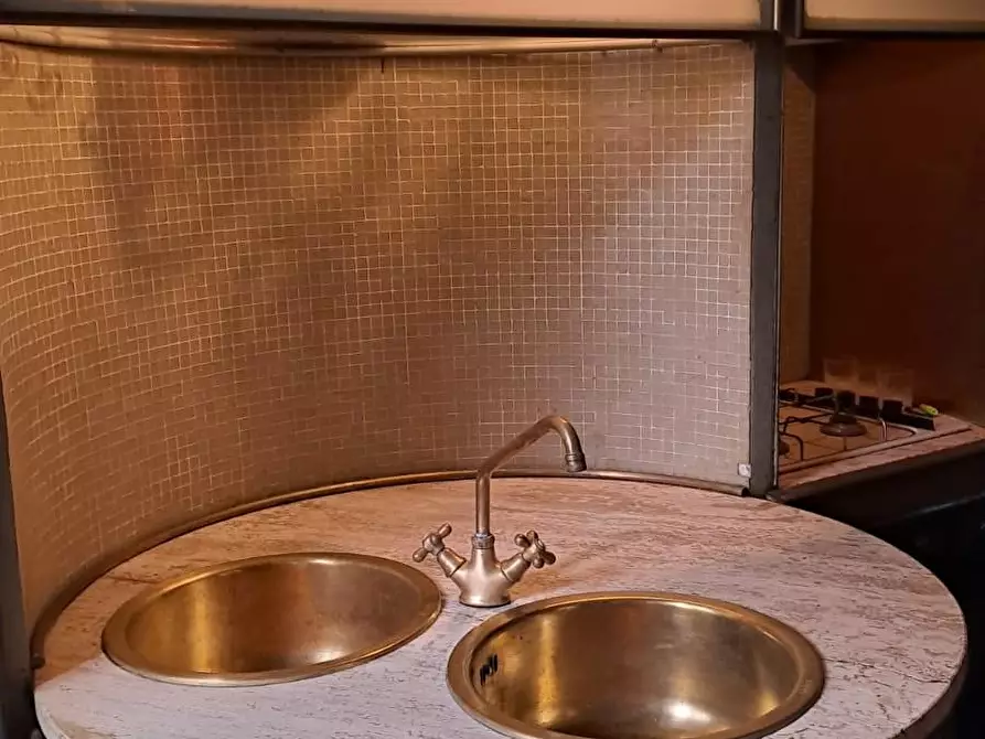 Immagine 10 di Villa in affitto  a Cascina