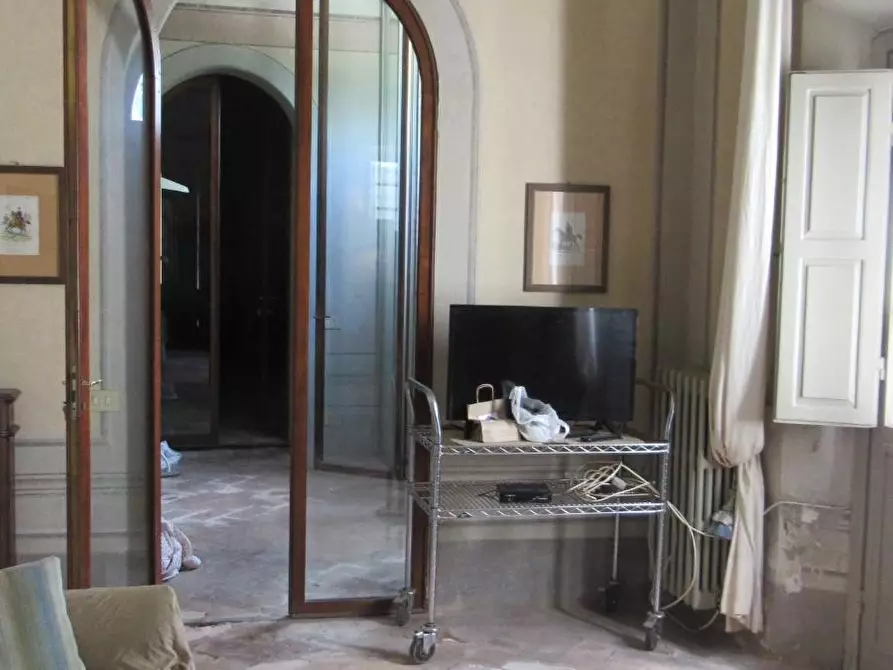 Immagine 5 di Villa in affitto  a Cascina