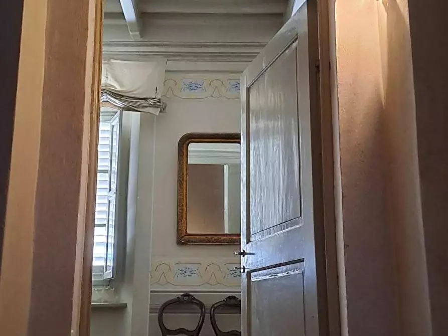 Immagine 28 di Villa in affitto  a Cascina