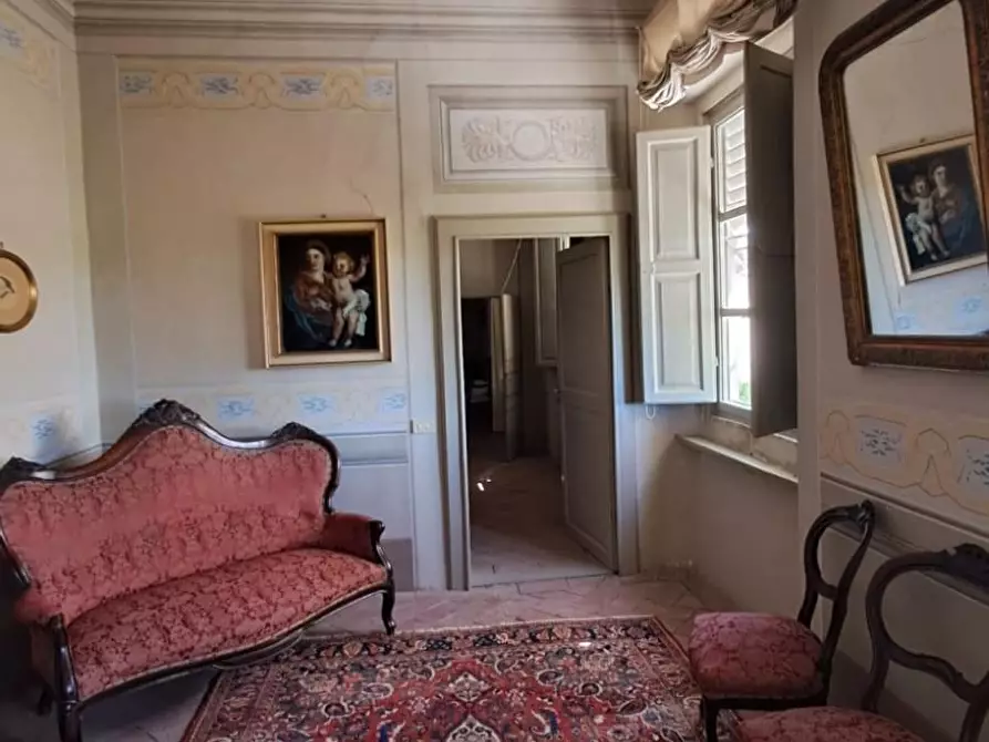 Immagine 35 di Villa in affitto  a Cascina