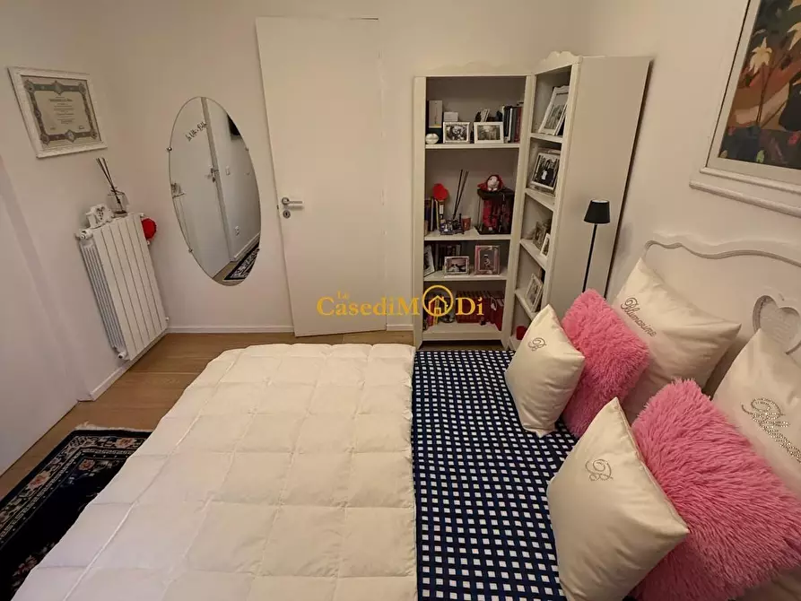 Immagine 29 di Appartamento in vendita  a Livorno