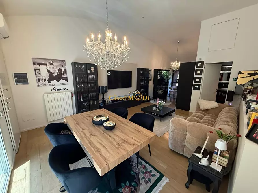 Immagine 4 di Appartamento in vendita  a Livorno
