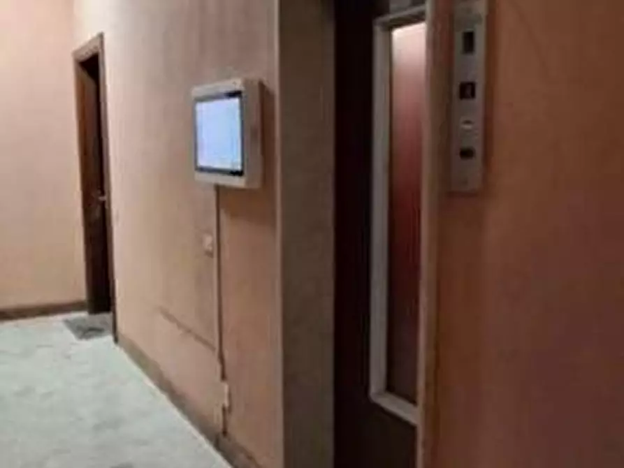 Immagine 11 di Appartamento in vendita  a Bresso