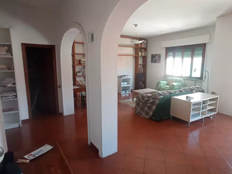 Immagine 12 di Appartamento in vendita  a Santa Maria A Monte