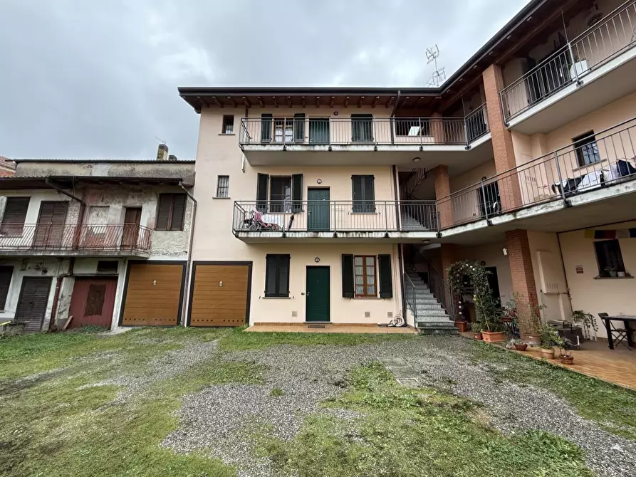 Immagine 6 di Appartamento in vendita  a Bellinzago Lombardo
