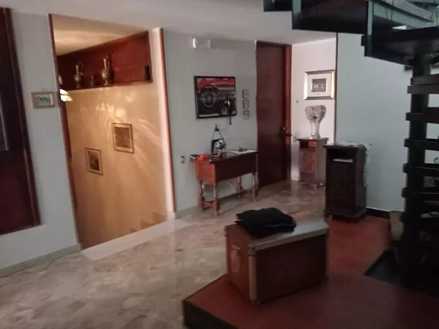 Immagine 16 di Casa indipendente in vendita  a Carrara