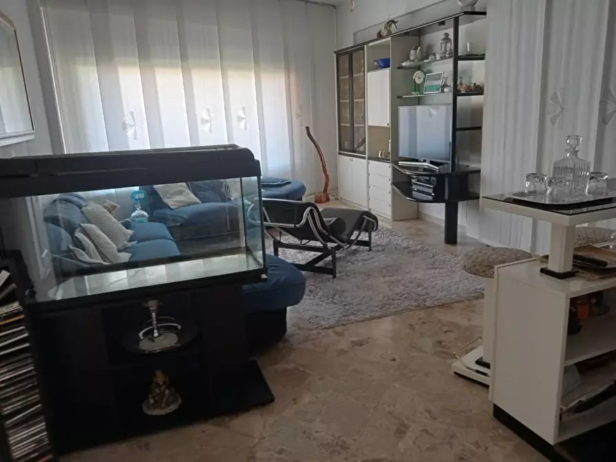 Immagine 19 di Casa indipendente in vendita  a Carrara