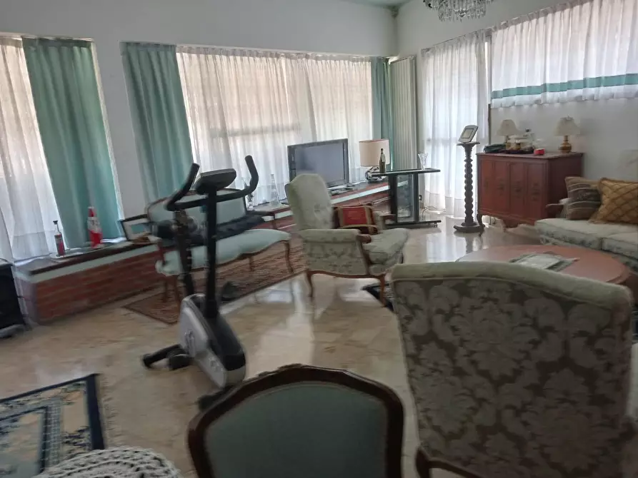 Immagine 21 di Casa indipendente in vendita  a Carrara