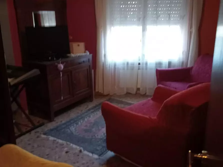 Immagine 10 di Casa indipendente in vendita  a Carrara