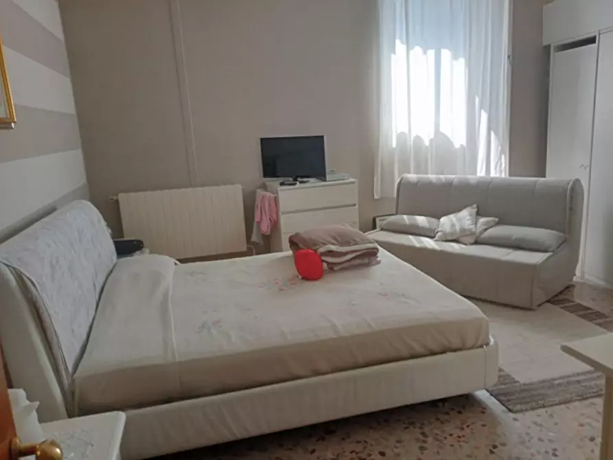 Immagine 20 di Casa indipendente in vendita  a Carrara