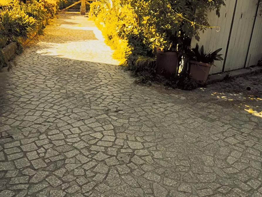 Immagine 27 di Casa indipendente in vendita  a Carrara
