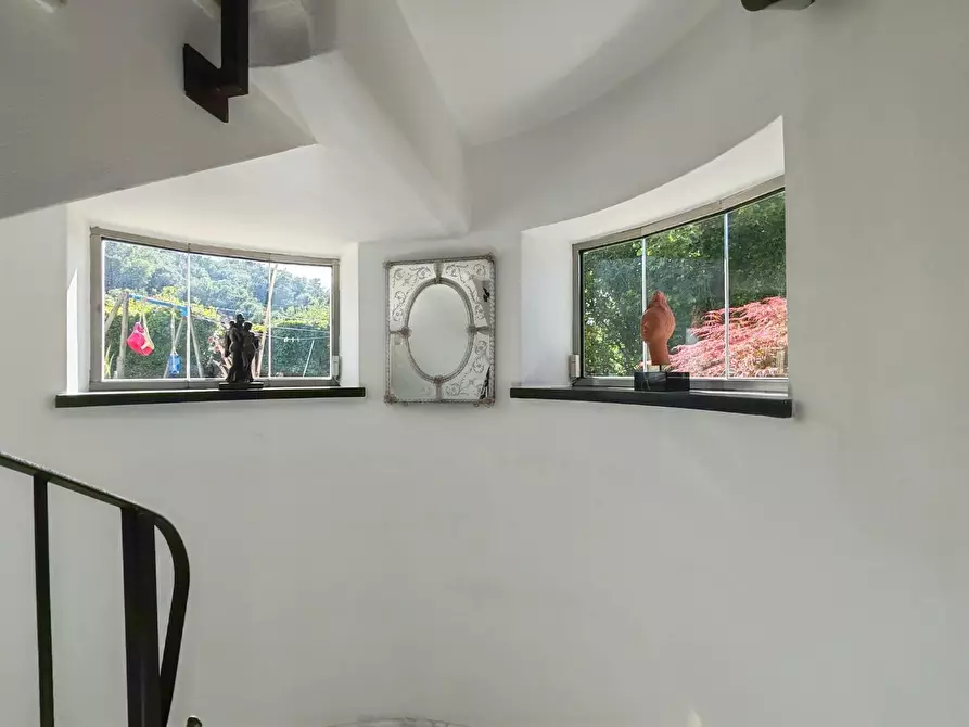 Immagine 16 di Villa in vendita  a Massa