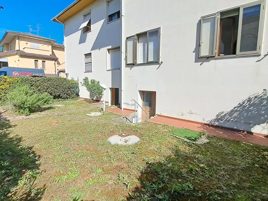 Immagine 4 di Appartamento in vendita  a Rosignano Marittimo